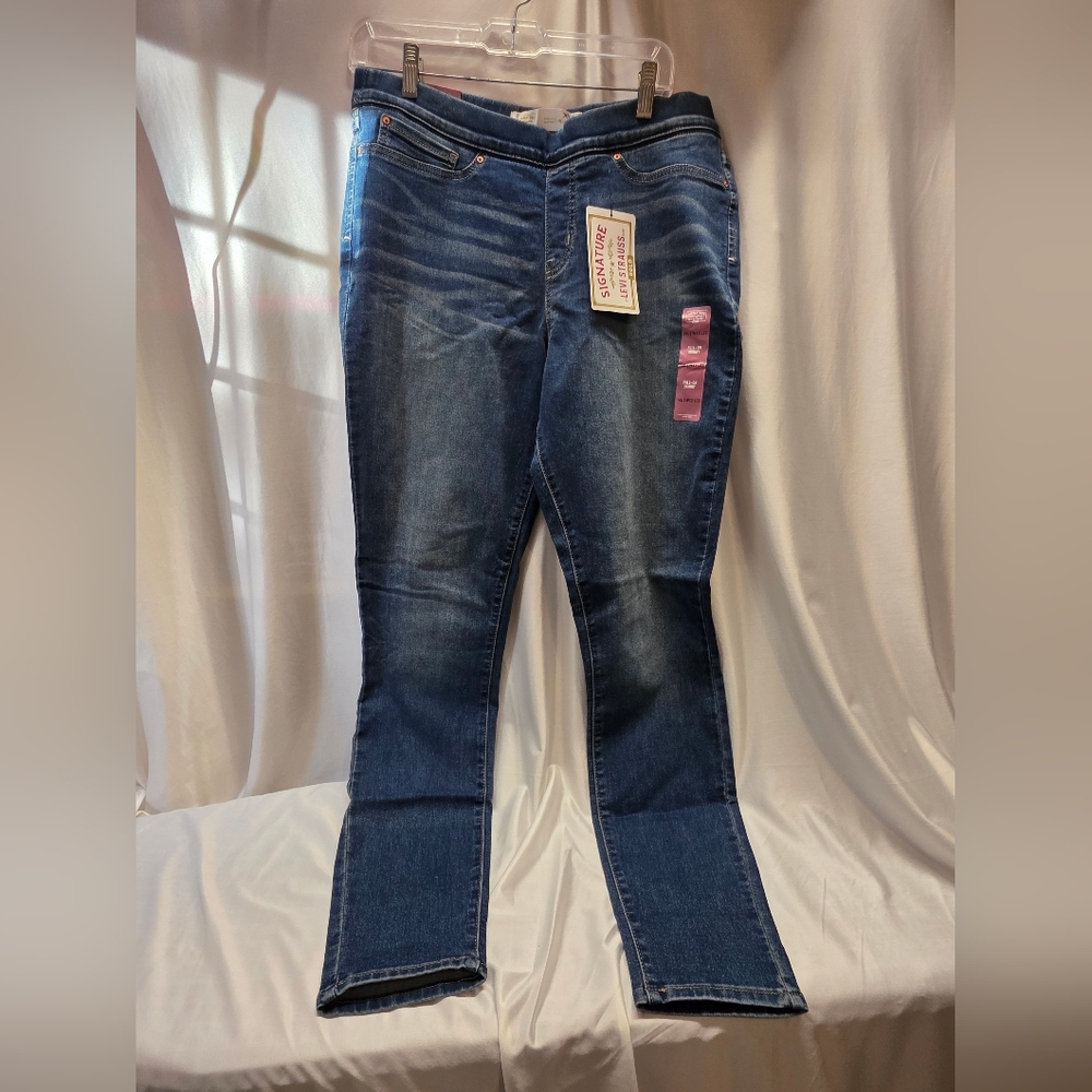 Signature by Levi Strauss Blue Women Jeans
